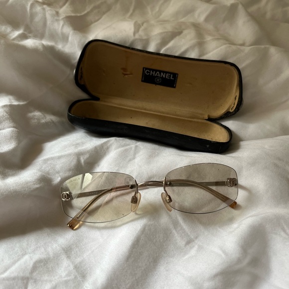 CHANEL Gold and Brown Sunglasses - Picture 2 of 5